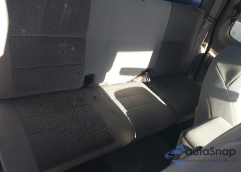 2003 Ford F-150 Xl/Xlt z USA, uszkodzony, nr VIN 1FTRX07273KB82489